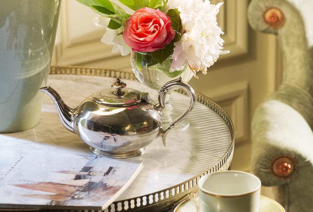 Petiville  Chateau De Beneauville B&B 객실 사진