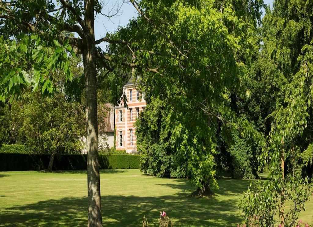 Petiville  Chateau De Beneauville B&B 외부 사진